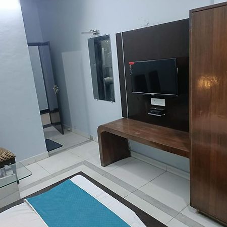 Hotel Krishna Residency Mahoba Ngoại thất bức ảnh
